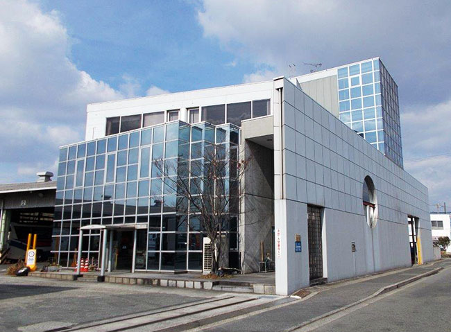 兵庫県姫路市 自動車整備士 大型整備が未経験でもok 先輩スタッフがしっかりサポート 神戸日野自動車株式会社 兵庫県の求人情報 カーワークアシスト 自動車業界の求人ならカーワク