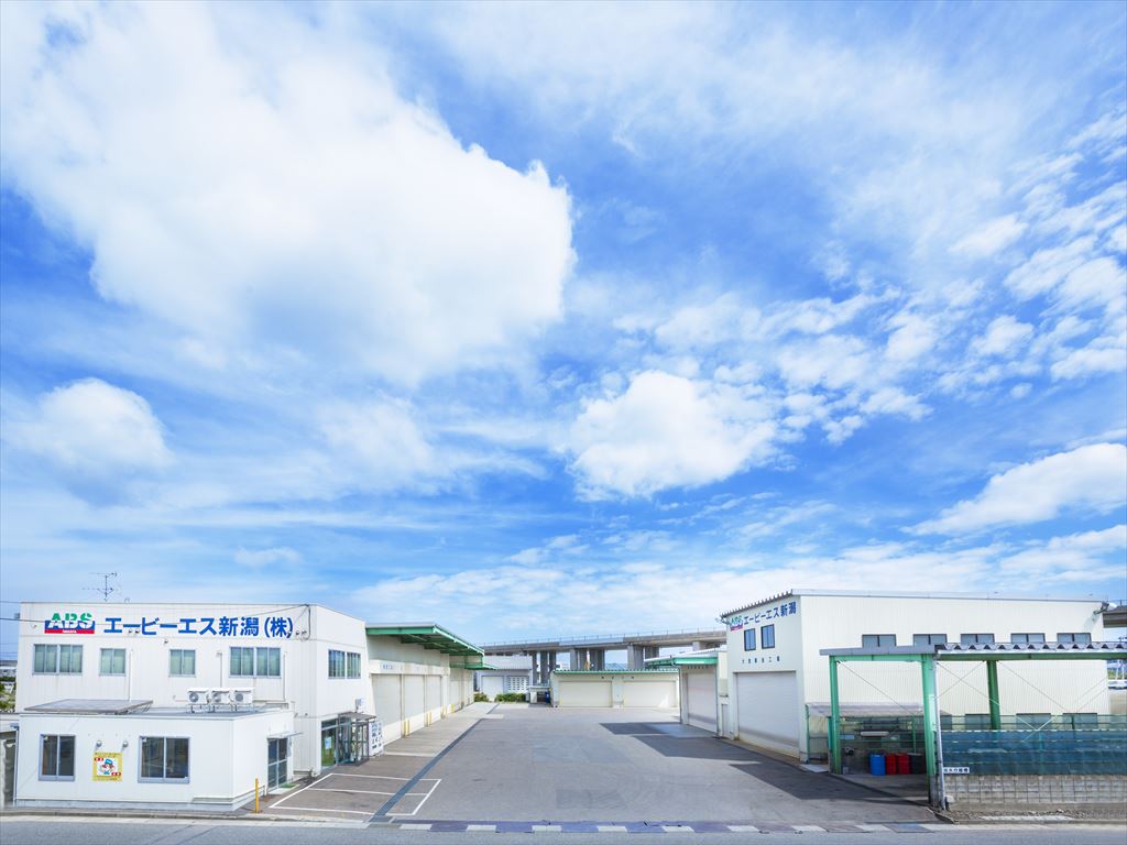 本社外観図